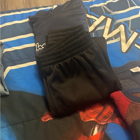 Boys clothes. Size 10/12 some new pants. Champion sweatpants and hoodie set - Picture 3 of 10